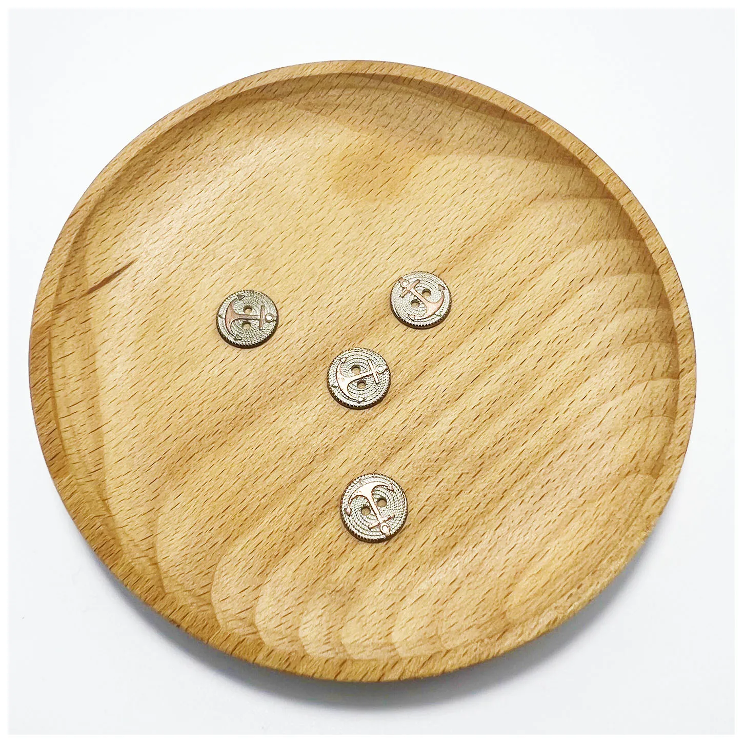 High-end vintage anchor sculpted design decorated with custom wholesale 2-hole metal buttons