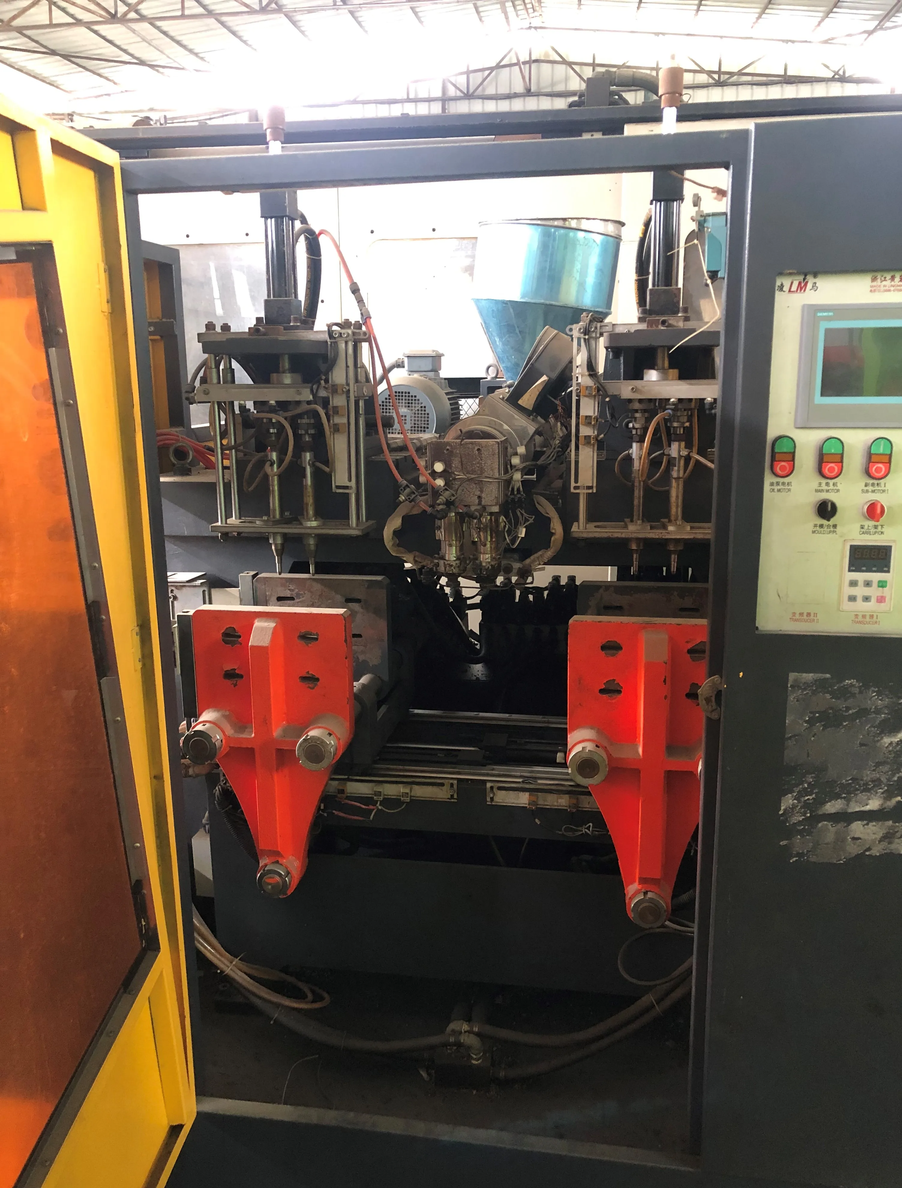 Used Plastic Jerrycan Container Pure Water Tank Manufacturing Machine Automatic Extrusion Blow Molding Machine