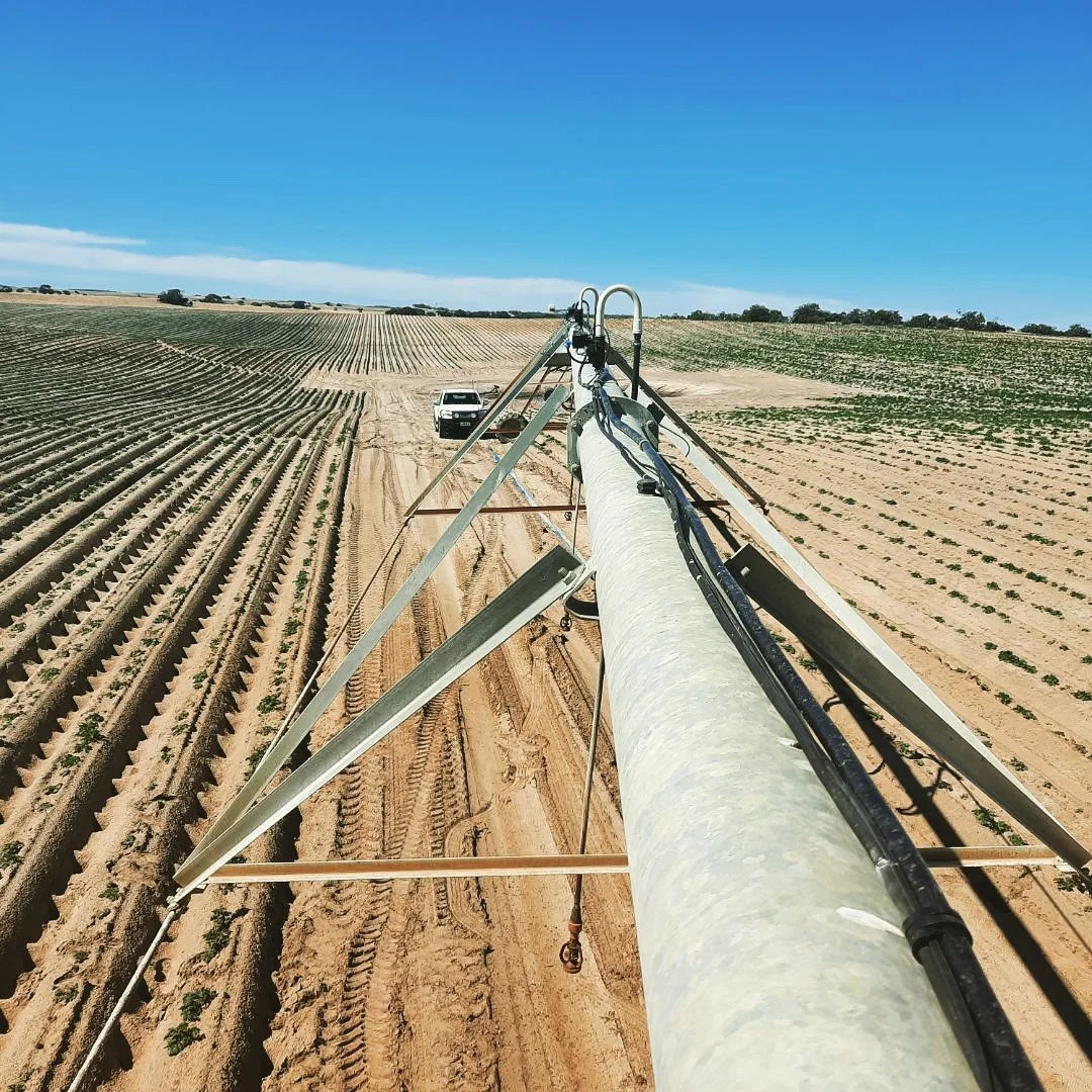 Water Wheel Irrigation Manufacturer Circle Center Pivots Irrigation Sprinkler Equipment