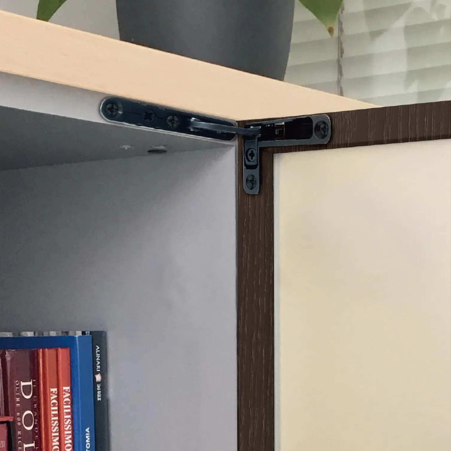 3D Italian precision manufacturing aluminum or wooden frame glass door Invisible cabinet hinge for furniture