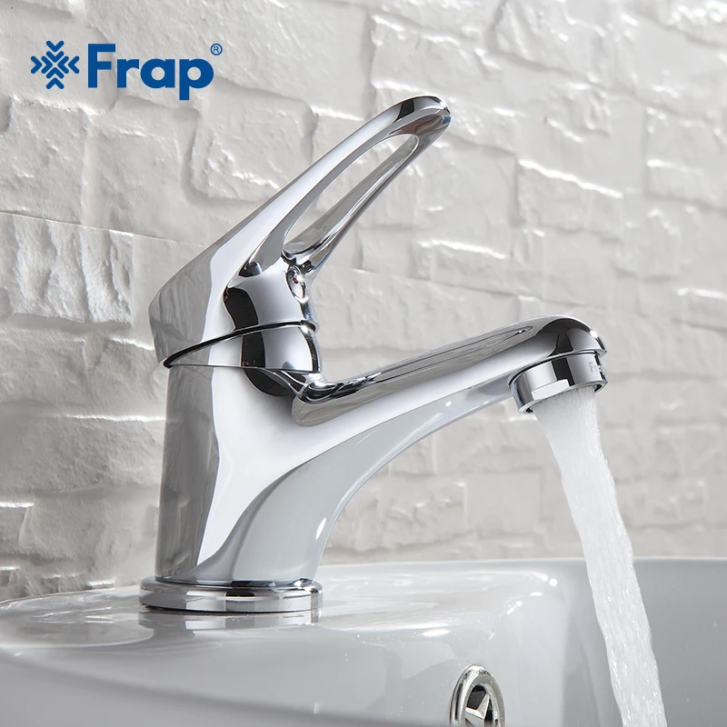 Смеситель для ванной латунный