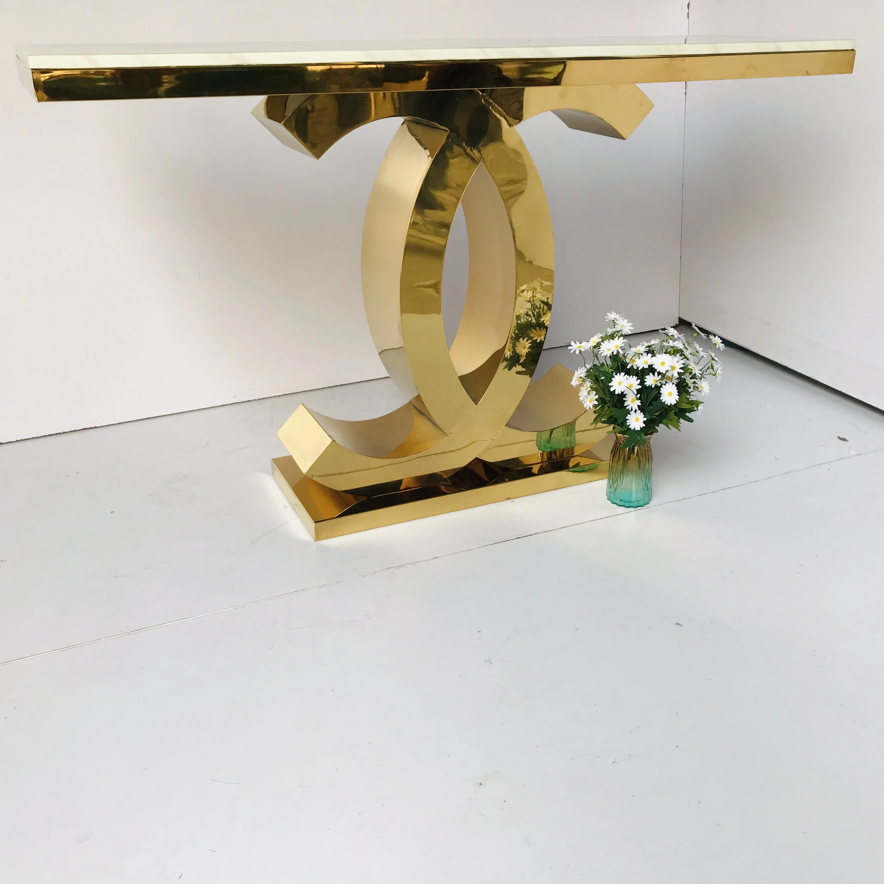 Foshan Factory Price CC Lamp Table Cc Shaped Stainless Steel High Gloss Gold Base Console Table With Marble Top