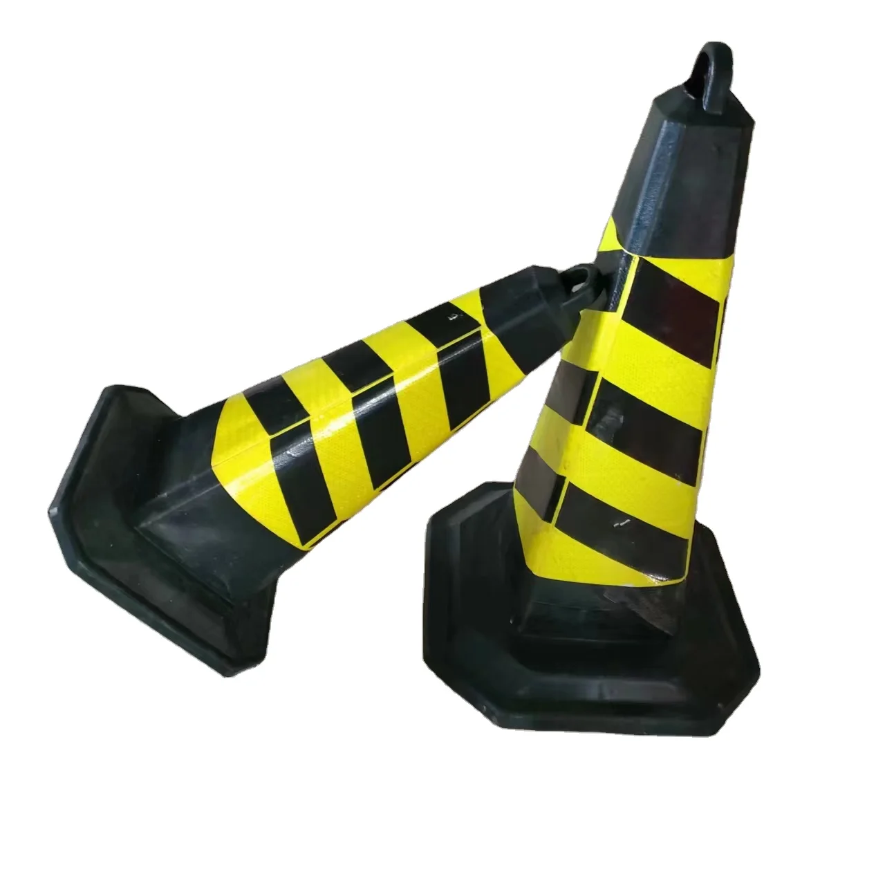 High Quality Square Reflective Road Safety Cone Traffic Warning Products for Road Use