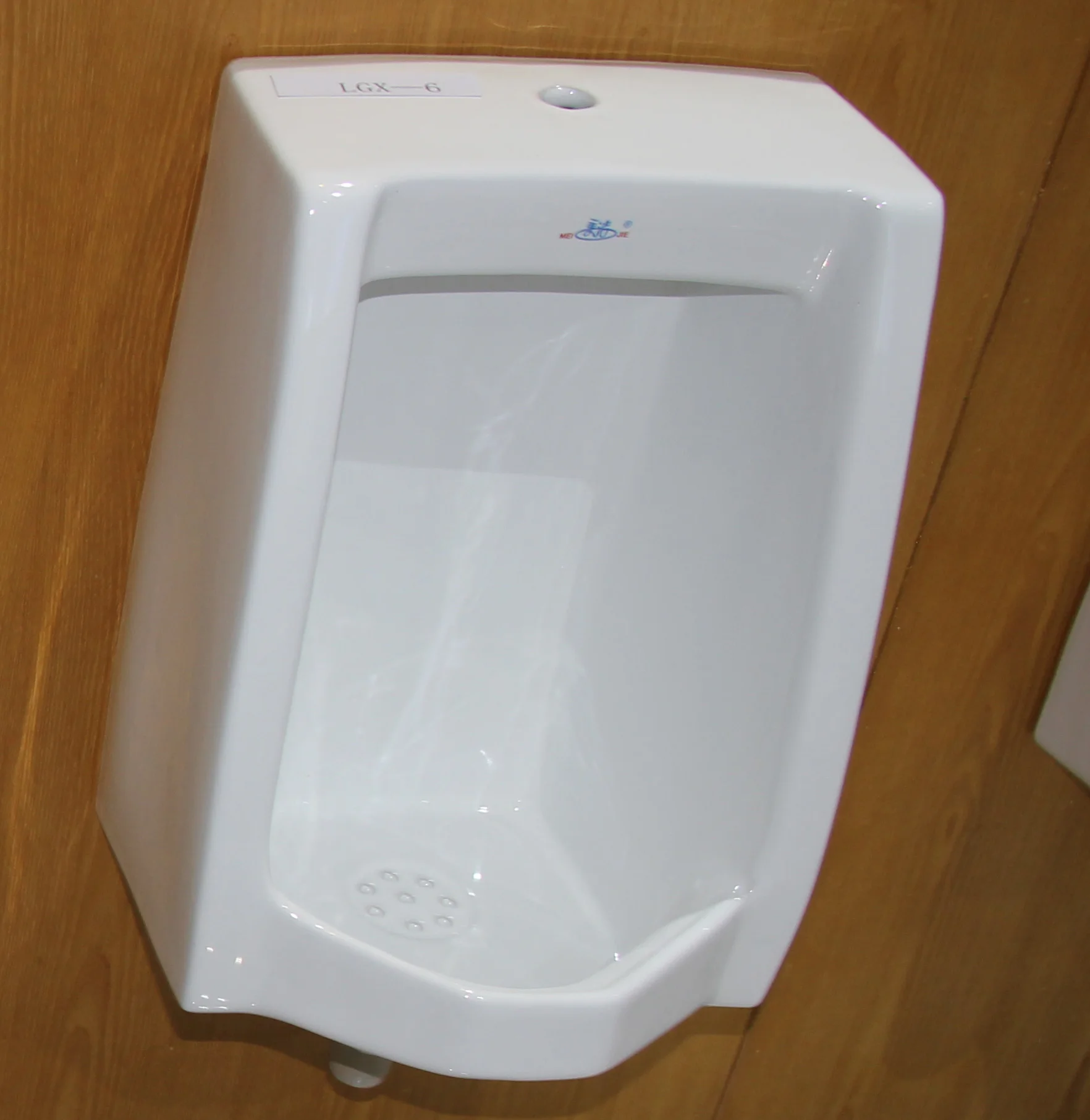 
Cheap Factory Price High Glaze Medium Deep China Product Urinal Bowl For Men 