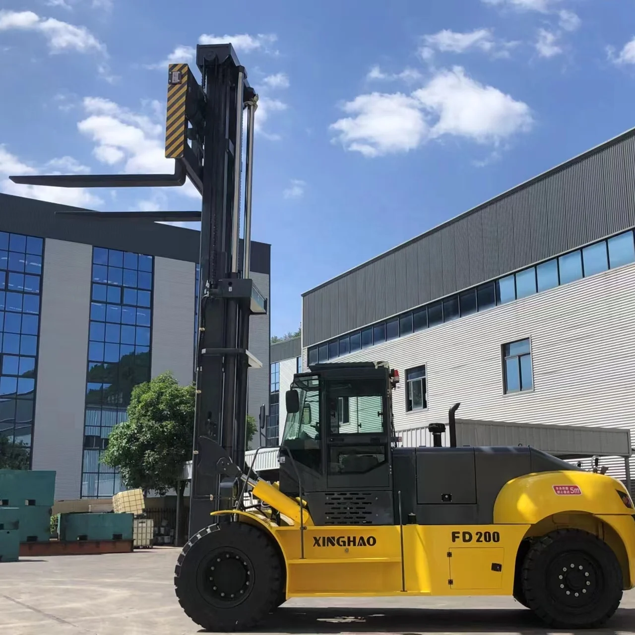 Xinghao 10-50 ton propane Container Montacargas large fork lift 40 ton diesel forklift truck Fork Lift Truck Diesel Forklifts