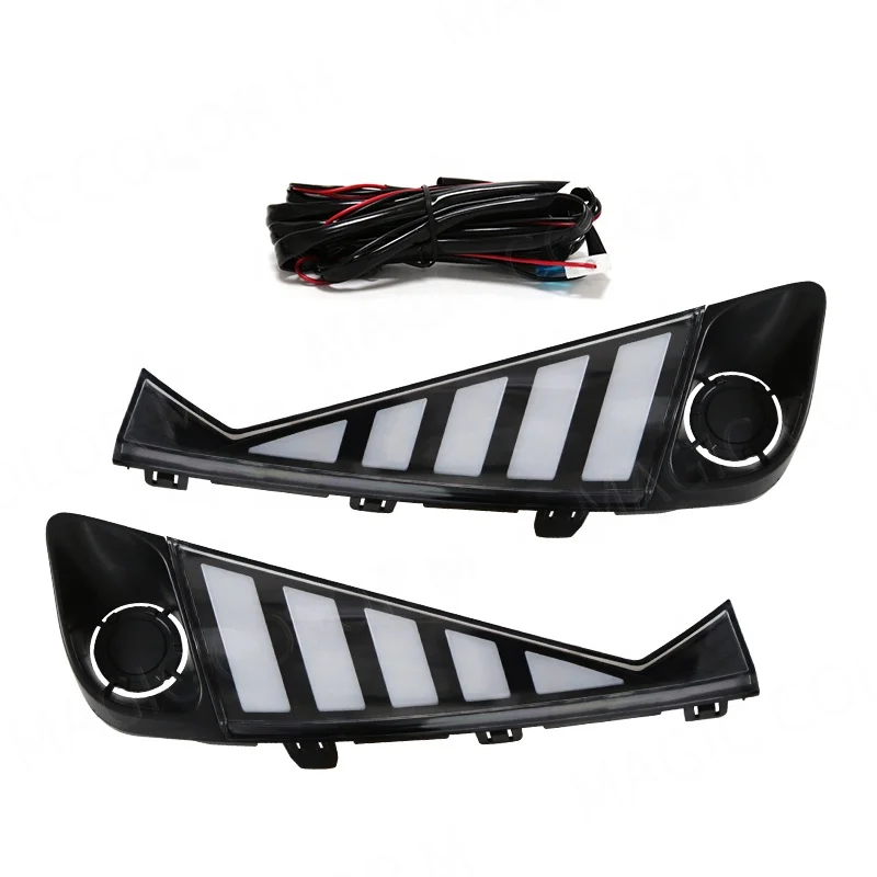 Auto Parts Amber Flow Turn Signal Lights LED DRL Daytime Running Lights Fog Light for Toyota CH-R  CHR 2021 2022