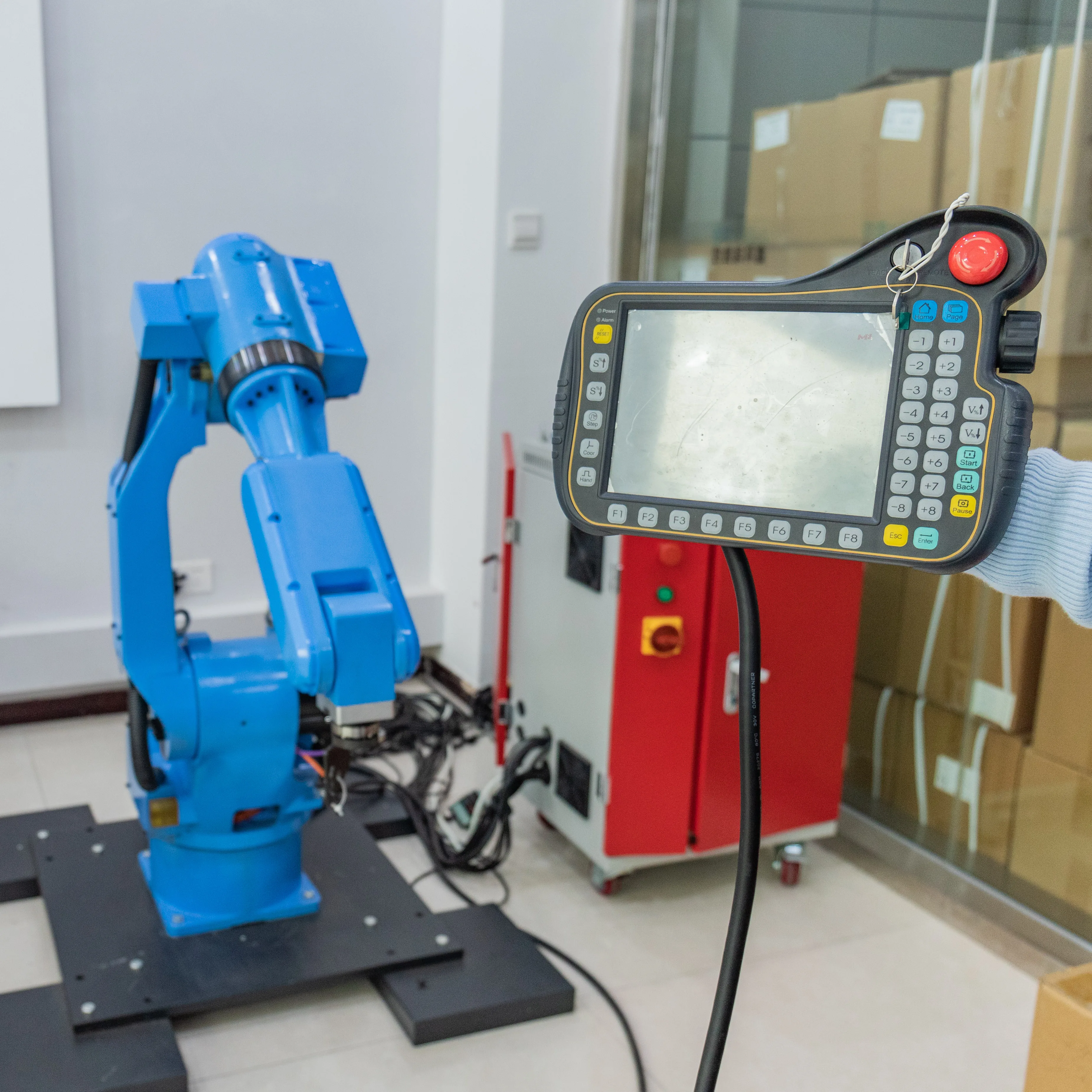 6 axis industrial robotic arm 5 axis robot arm cutting and articulated polishing robot manipulator similar with kuka