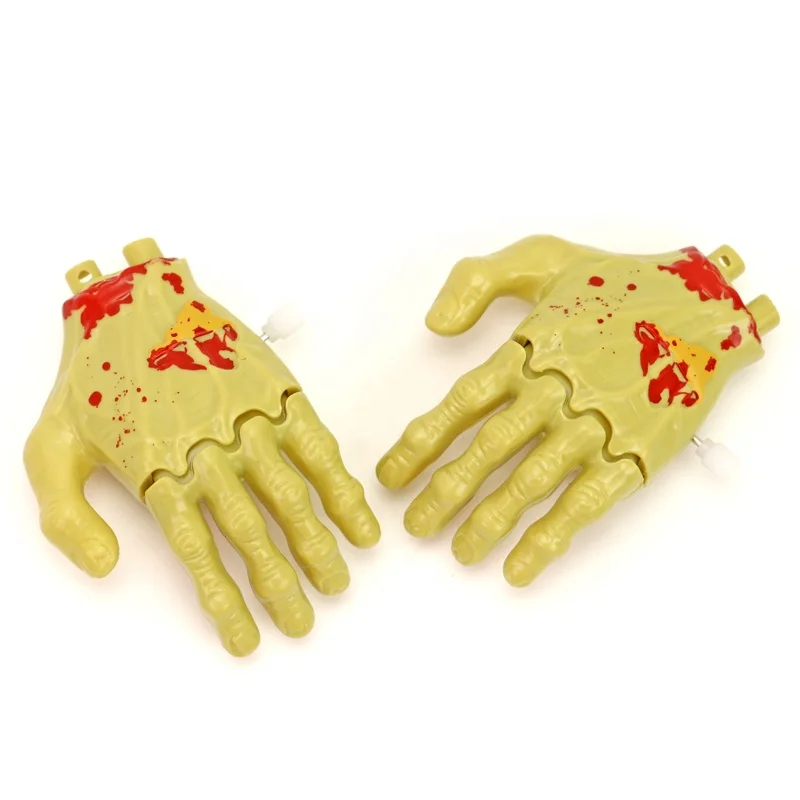 2020 Hot Sales halloween novelty gifts toys wind up cartoon clockwork kids broken arm hand Party Favor