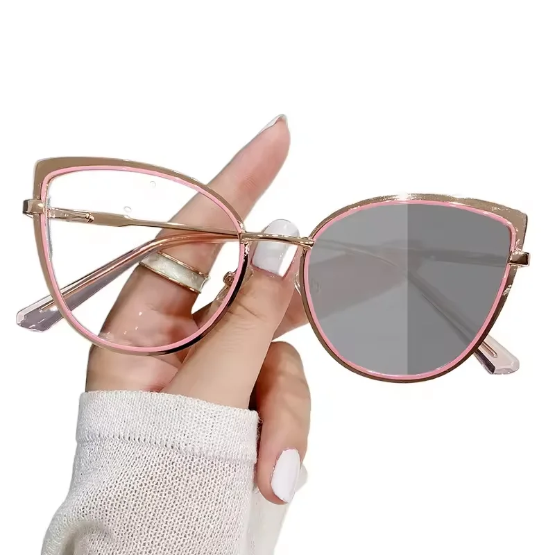 8327 Photochromic Hot Sale Ladies Metal Cat Eye Eyeglasses Frame Anti Blue Light Optical Computer Glasses Frame Anti Reflection