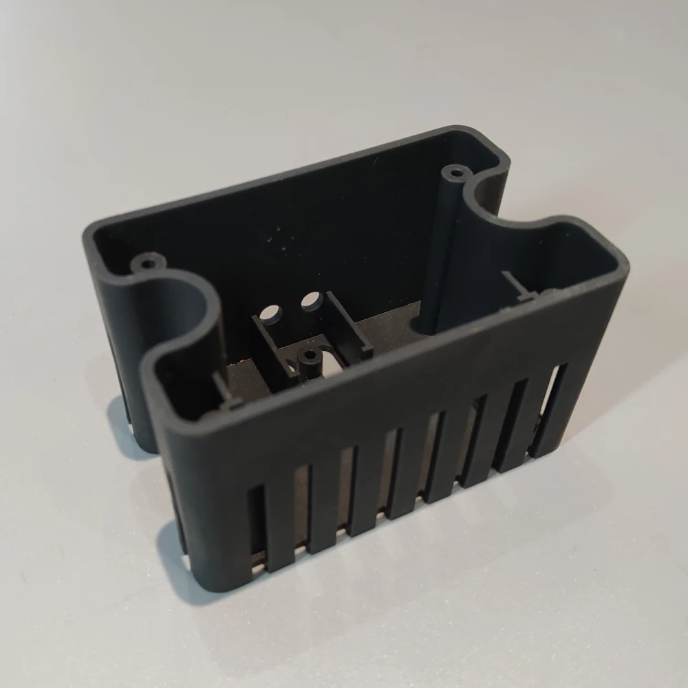 Exclusive Transparent Resin Artworks Through SLA 3D Printing