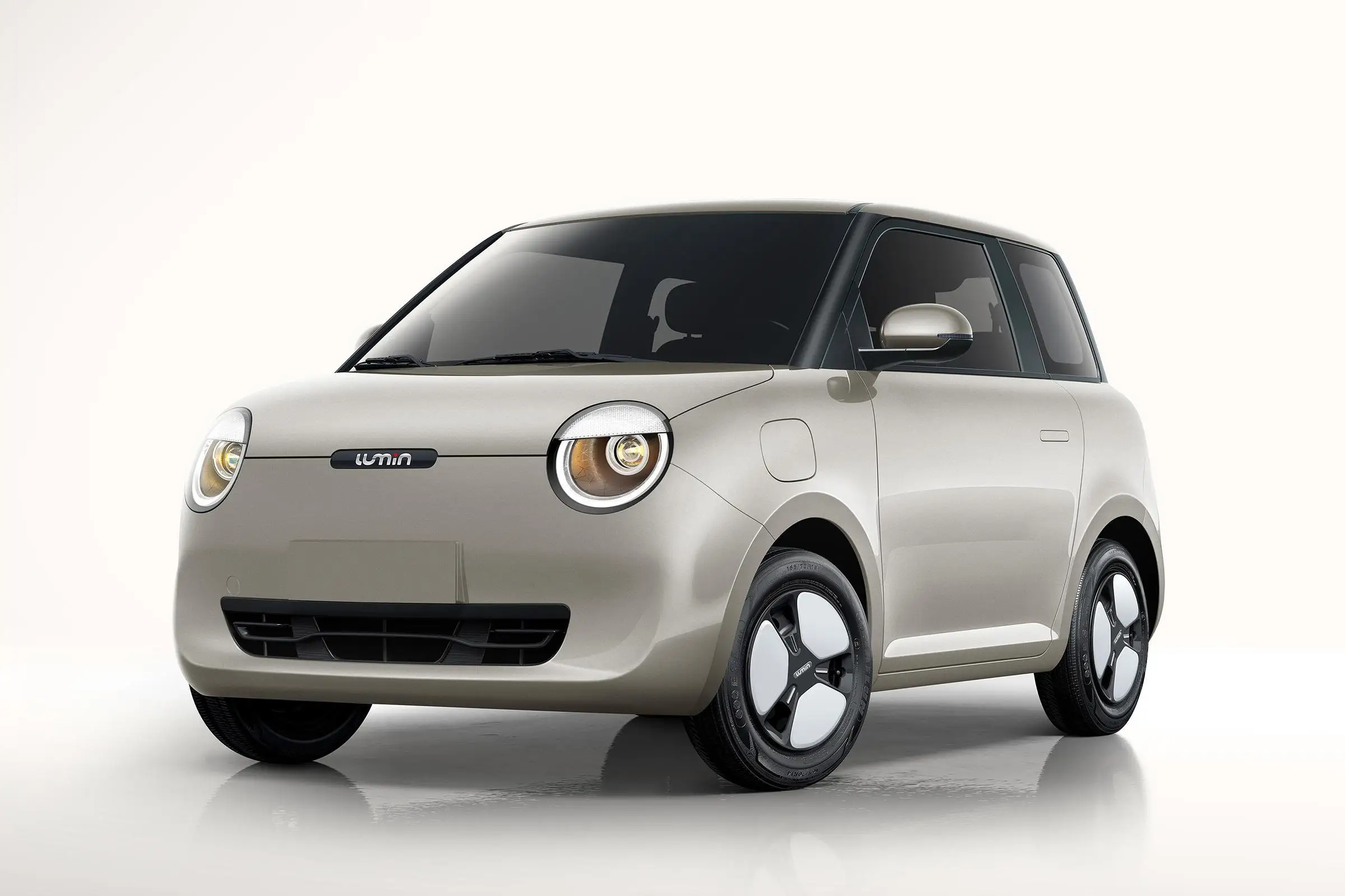Электрический 2024 Lumin 210 км 301 400