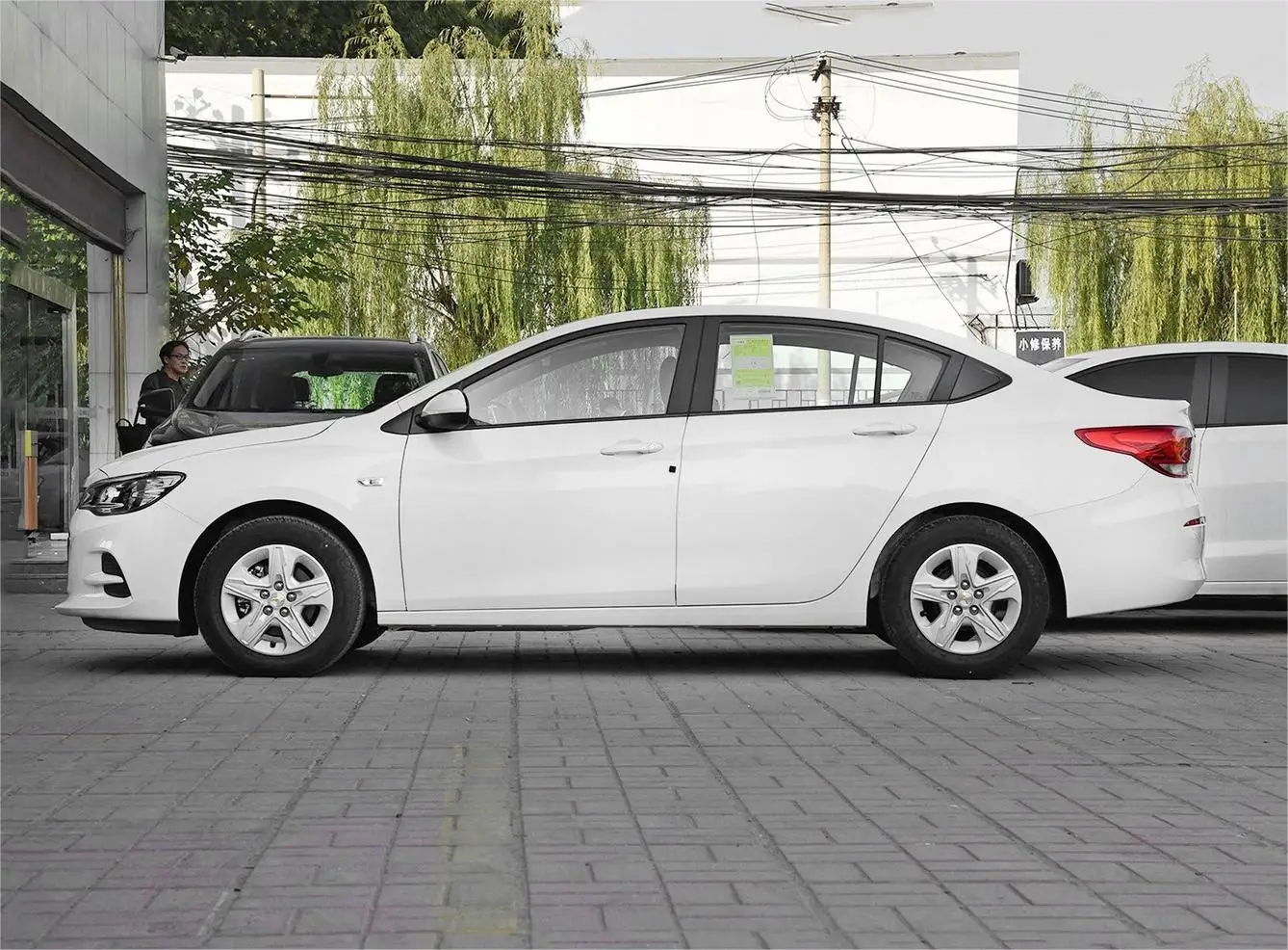 В наличии дешевые подержанные автомобили Chevrolet Onix 2021 небольшой седан бензиновый автомобиль