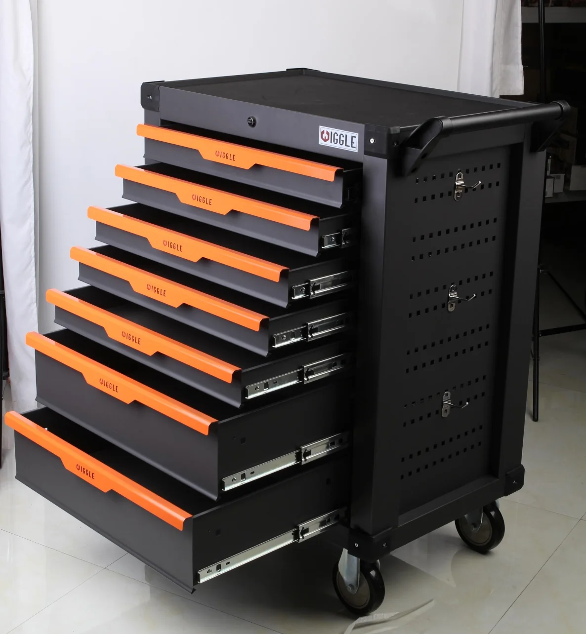 396Pcs New Style Red Color 7 Drawers Garage Metal Tool Cabinet