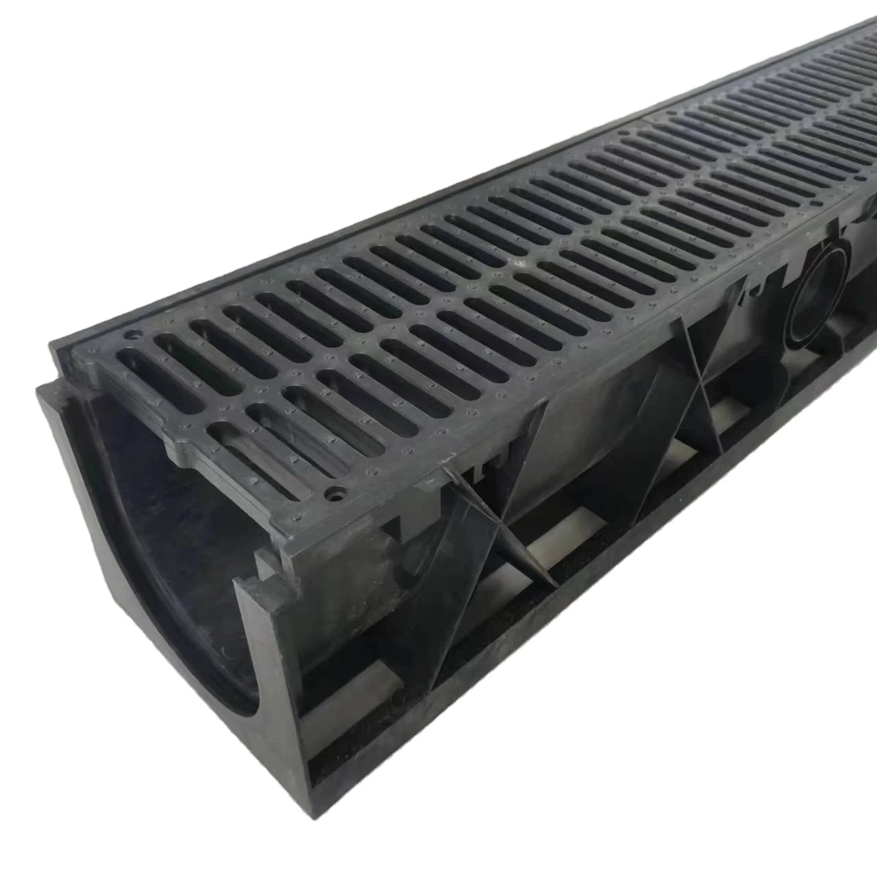 Дренажный канал водосточных желобов HDPE