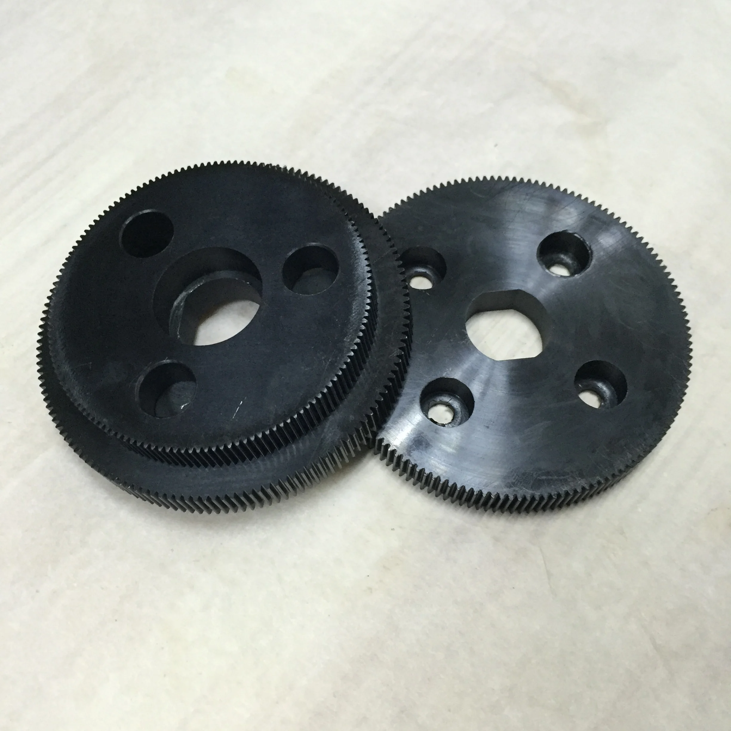 Стабильное качество последовательный пластик/нержавеющая сталь OEM CNC Поворотная двойная спиральная микро диаметр прямозубая Червячная