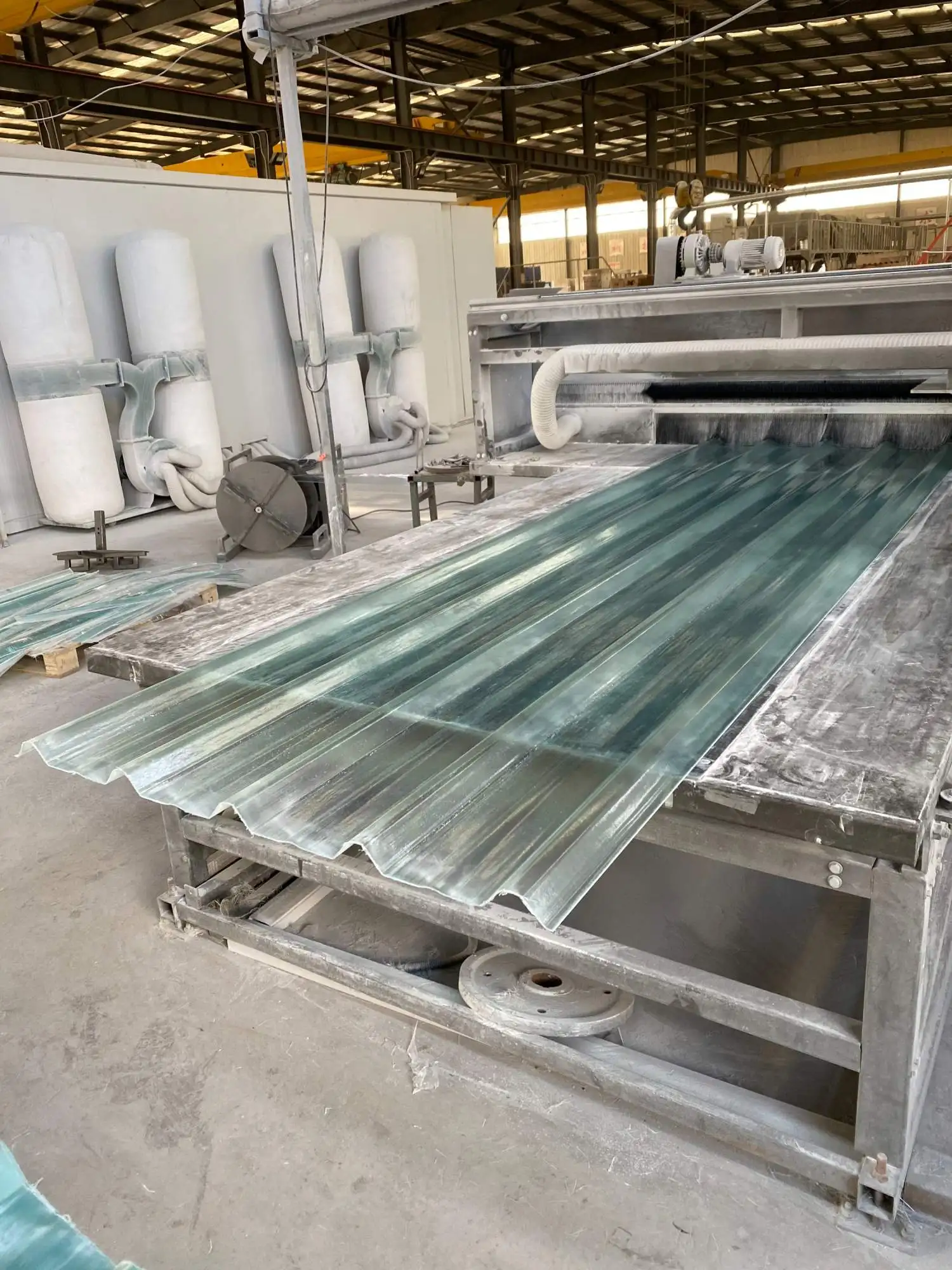 Factory Supplying Translucent Uv Protect Grp Frp Fiberglass Plastic Clear Roofing Sheets For Office Building