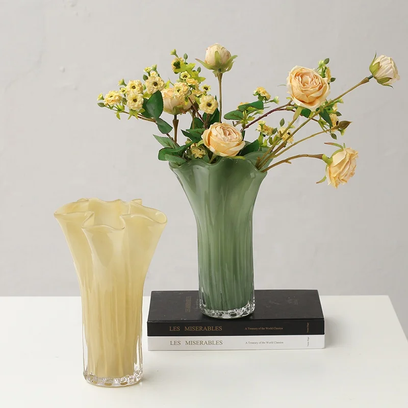 Bixuan Translucent Ice Cream Color Handblown Glass Vase Porcelain Powder Petal Shape Flared Mouth Flower Arrangement Glass Vases