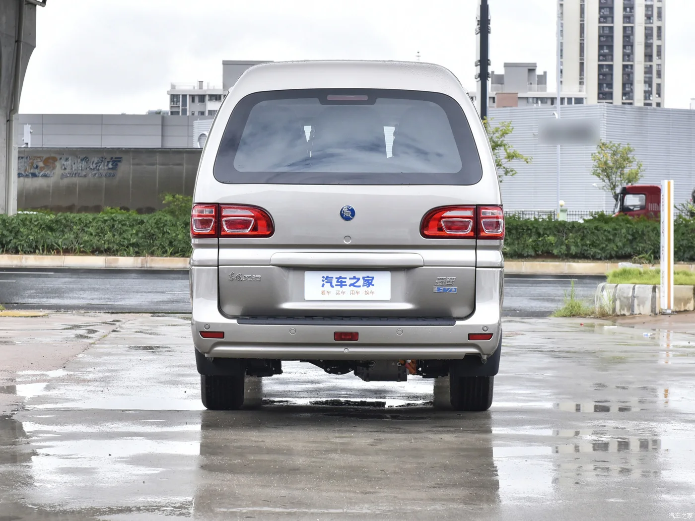 Электрический мини-Ван Dongfeng для 7-местный автобус M5EV 460 км фургон с АБС