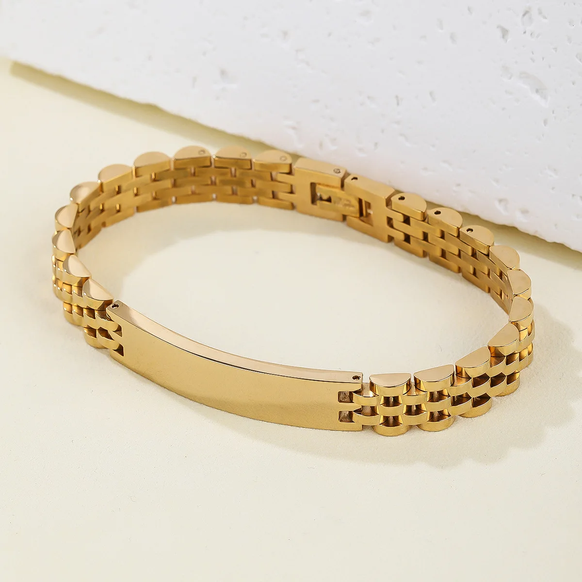 Luxury fashion Charm Bangle Hand Chain Cuban Thick Hip-hop Fashion Men Plated 18K Gold Stainless Steel Bracelet