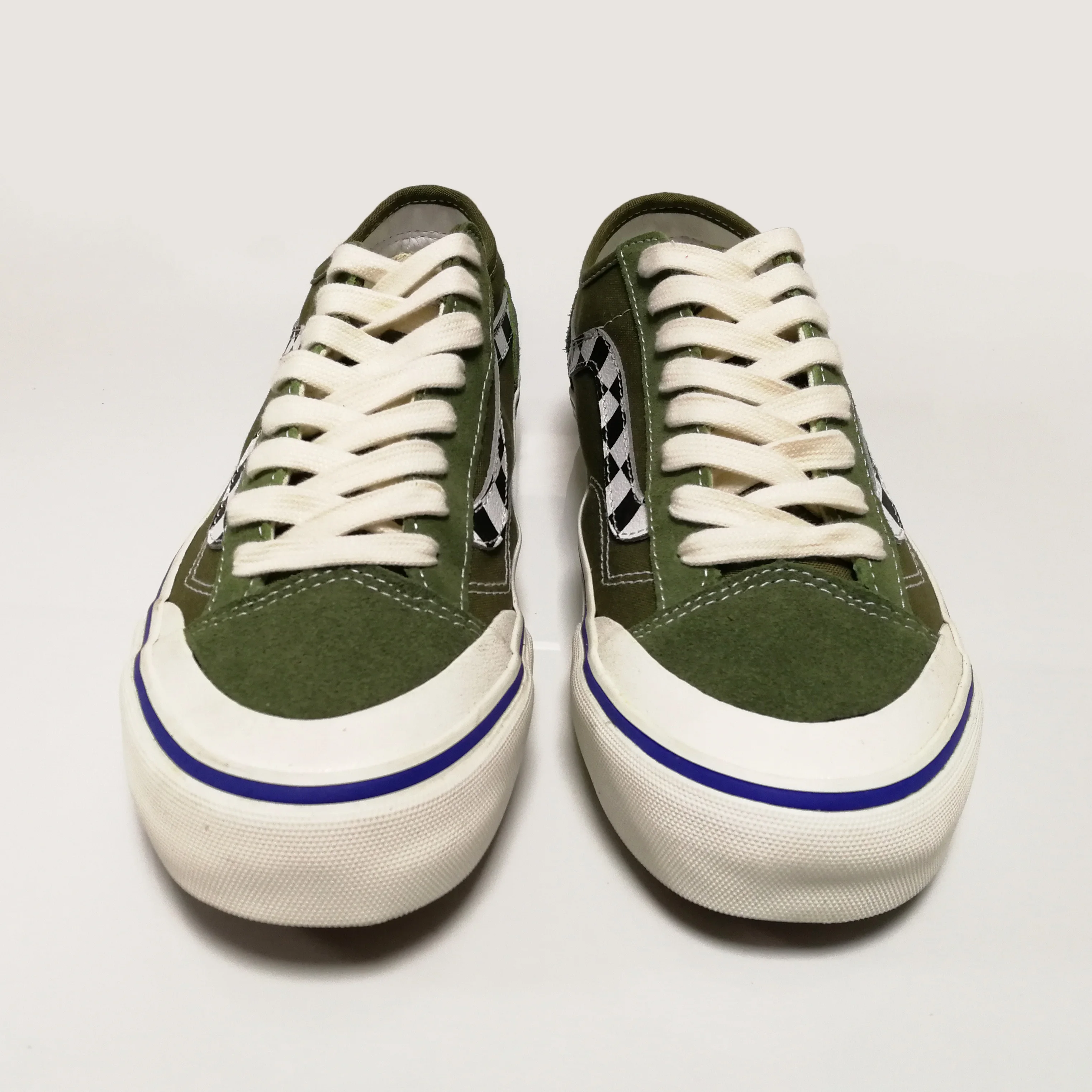 Casual green skate board shoes for skateboard