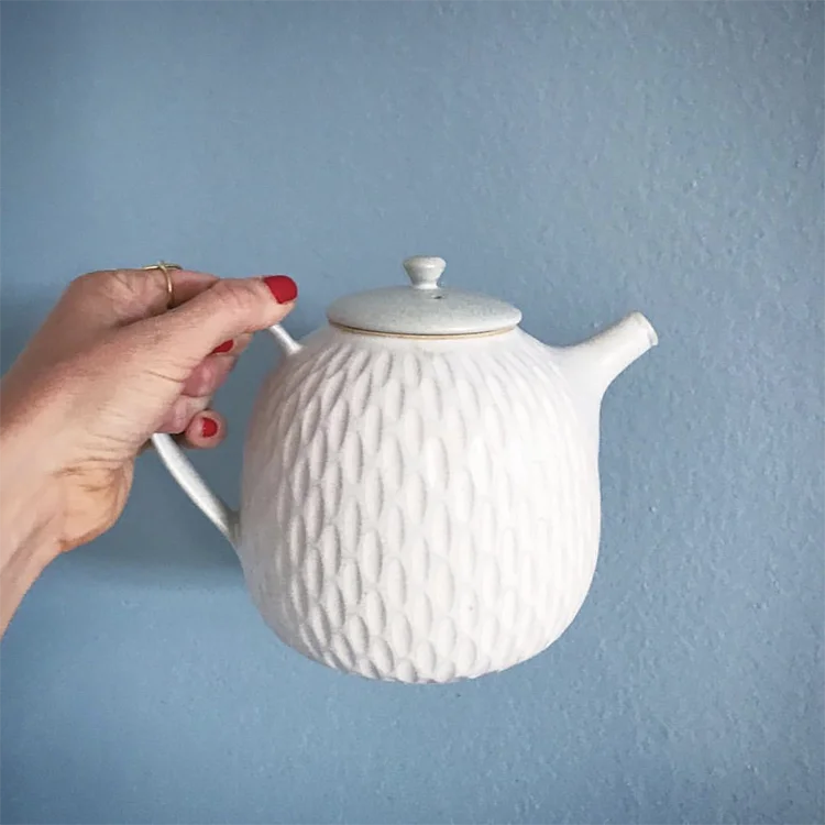 
Hot selling cheap white embossed ceramic coffee afternoon tea pot for home 