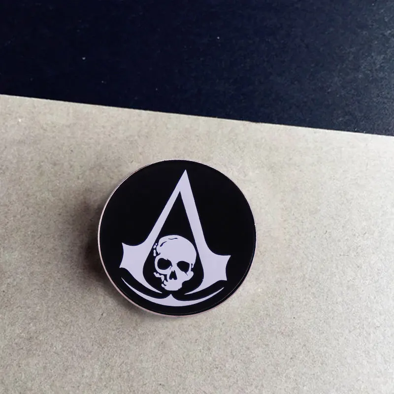 Assassins Creed Black Flag Pin Brooch Skull Gothic Badge