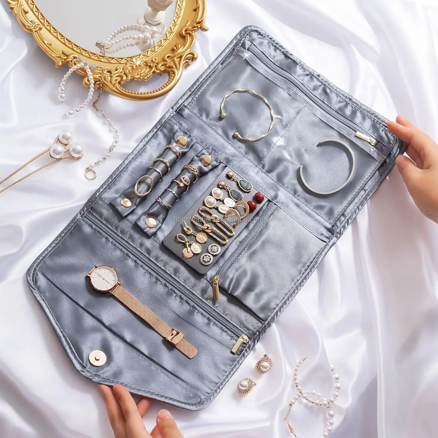 Foldable Velvet Jewellery Pouch Travel Roll Jewelry Organizer for Rings Earrings Necklaces Watch Jewelry Wallet Envelope Clutch