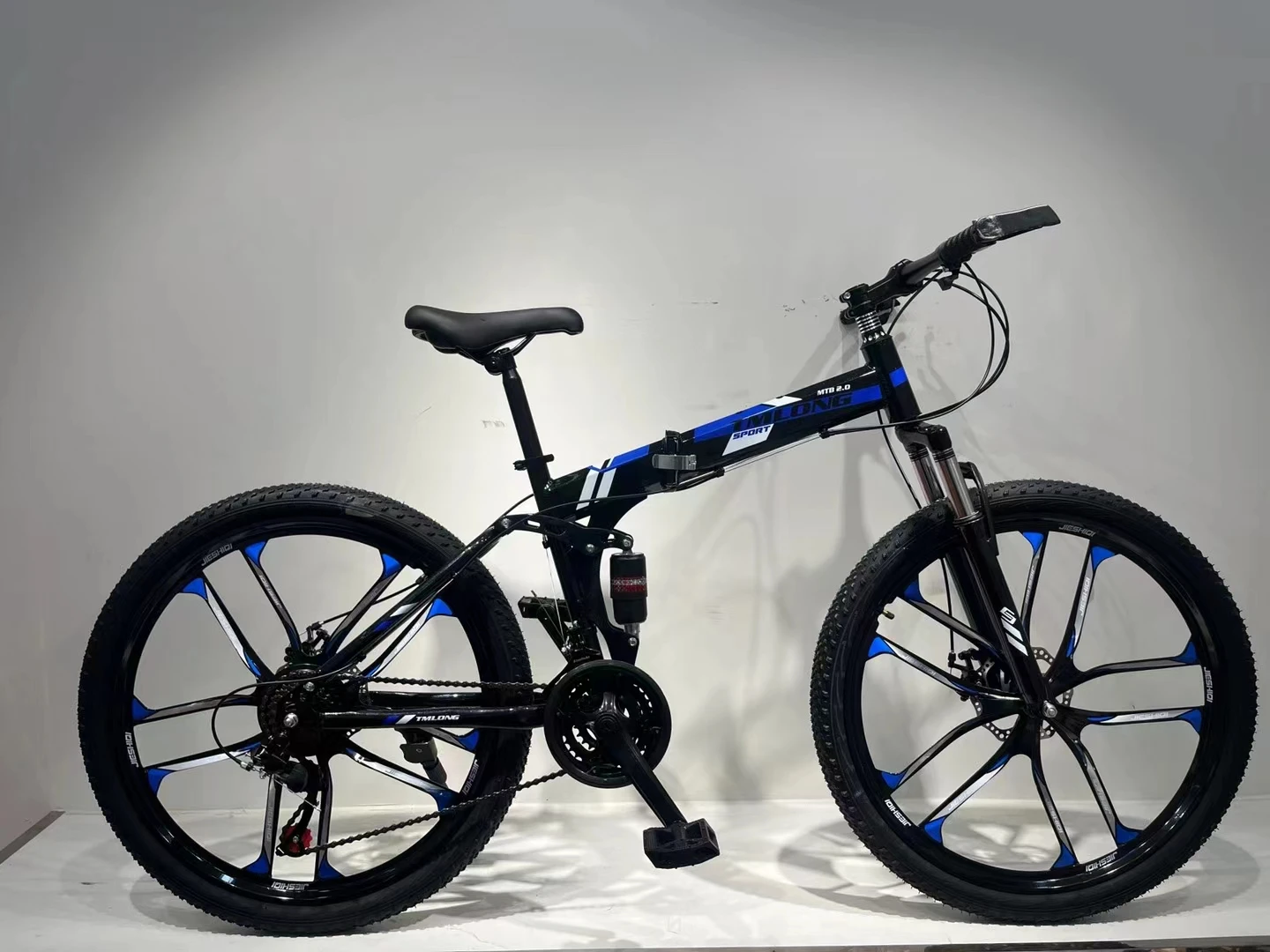 2024 Chinese Factory popular 26 inch folding bike bicycle foldable bike 21 speed mountain bike.