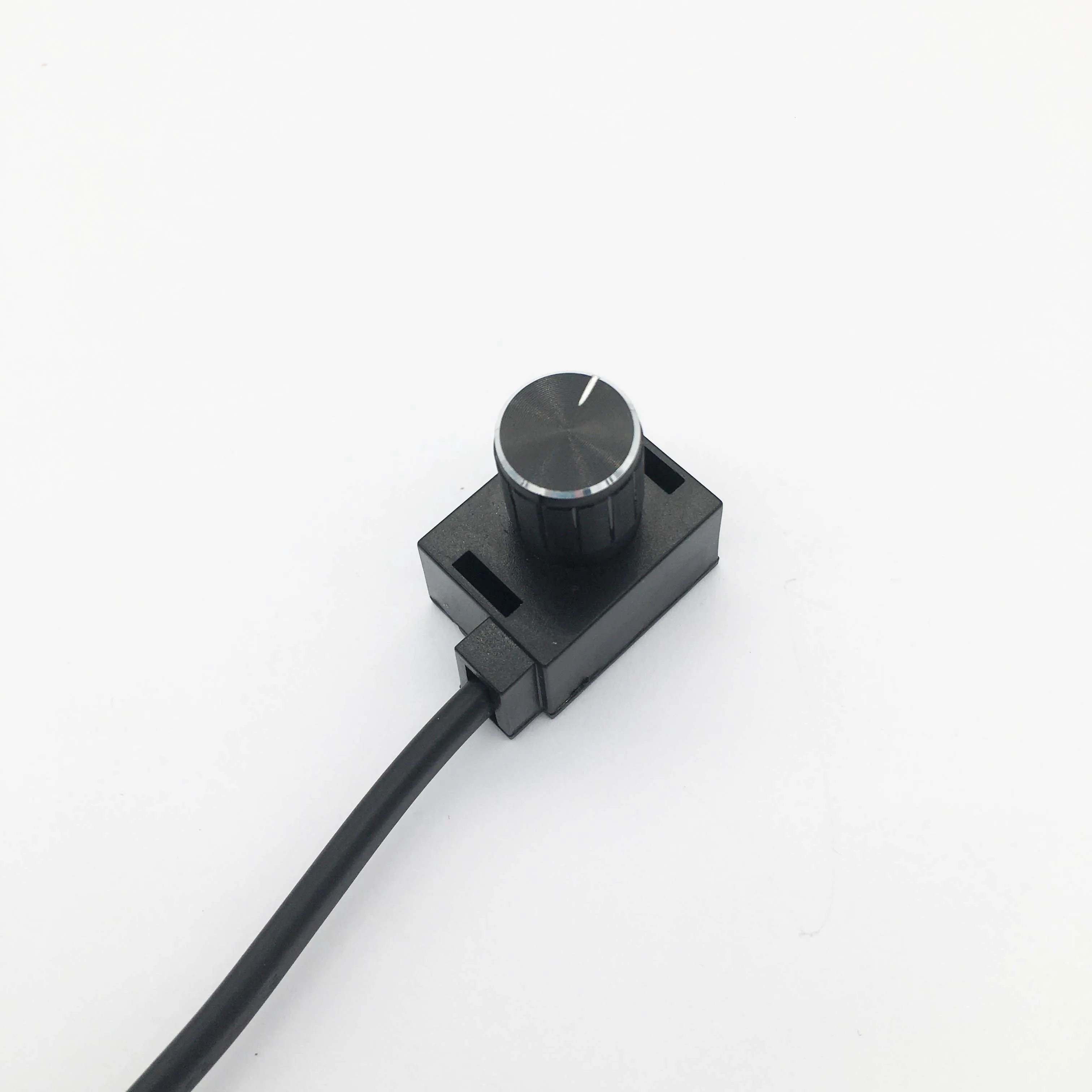 Переключатель затемнения PWM Dimmer DC 0-10 В для светодиодных ламп мини-контроллер поворотный переключатель