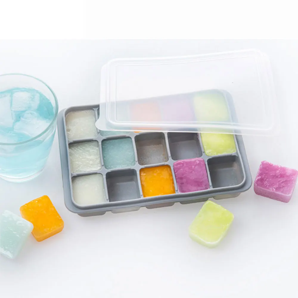 Wholesale Creative Silicone Ice Cube Ice Mold with Cover Household Refrigerator Food DIY Complementary Silicone Ice Tray