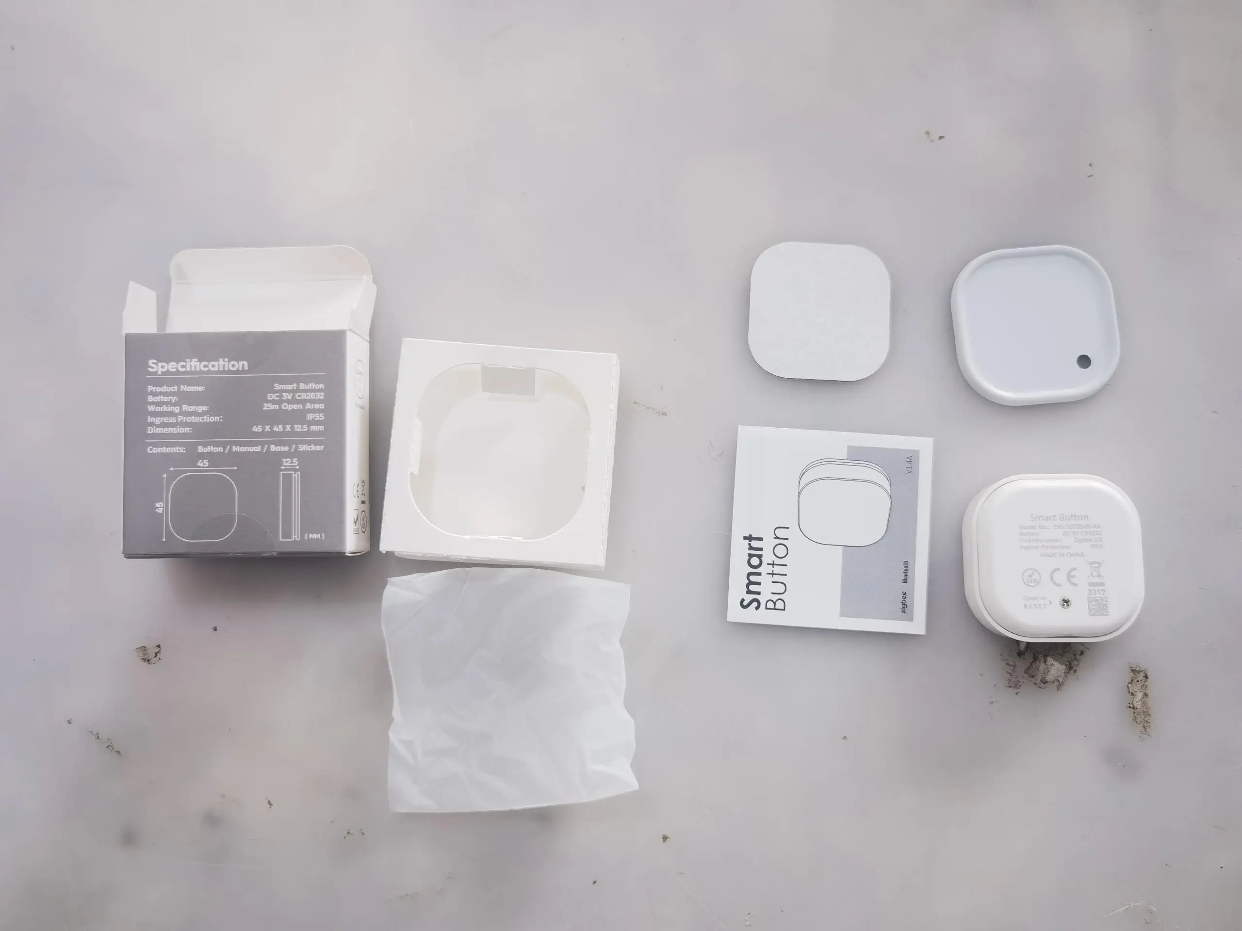 LifeLibero Tuya Smart Home Zigbee Smart Button Working Range 25M Open Area With CR2032 3V DC Smartly Trigger the Scene Switch