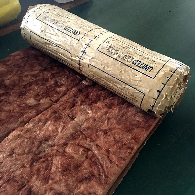 insulation glass fiber chocolate color glass wool  R11 R19 R21 R30 glass wool blanket 381mm 430mm 584mm width