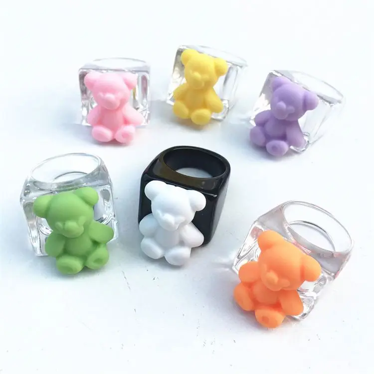 Cute Design Funny Cartoon Colorful Animal Resin Rings Clear Transparent Wide Chunky Finger Ring Lovely Gummy Bear Acrylic Ring