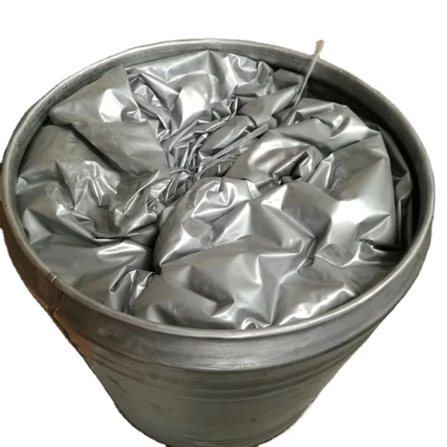Flaky aluminum powder for fireworks