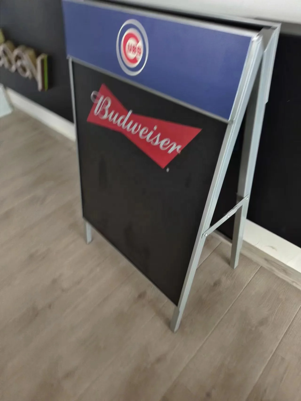 Держатель дисплея с рамкой черный железный MDF магнитная наружная вывеска информационная доска тротуар для рекламы высокого качества