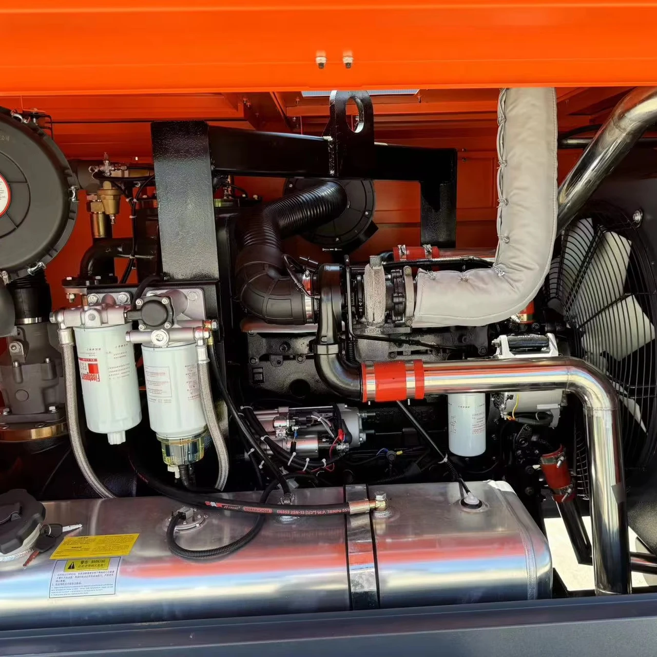 BDM-18/18  Mobile air compressor use for water well drilling rig 16bar 18bar 20bar diesel screw air compressor