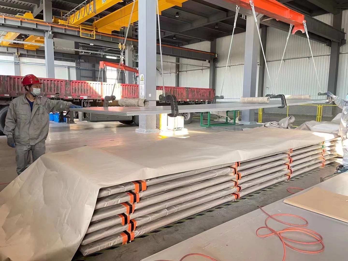 Hot rolled 2000 * 6000mm ASTM standard 201 202 316 316L 410 409 430 304 cold-rolled stainless steel plate