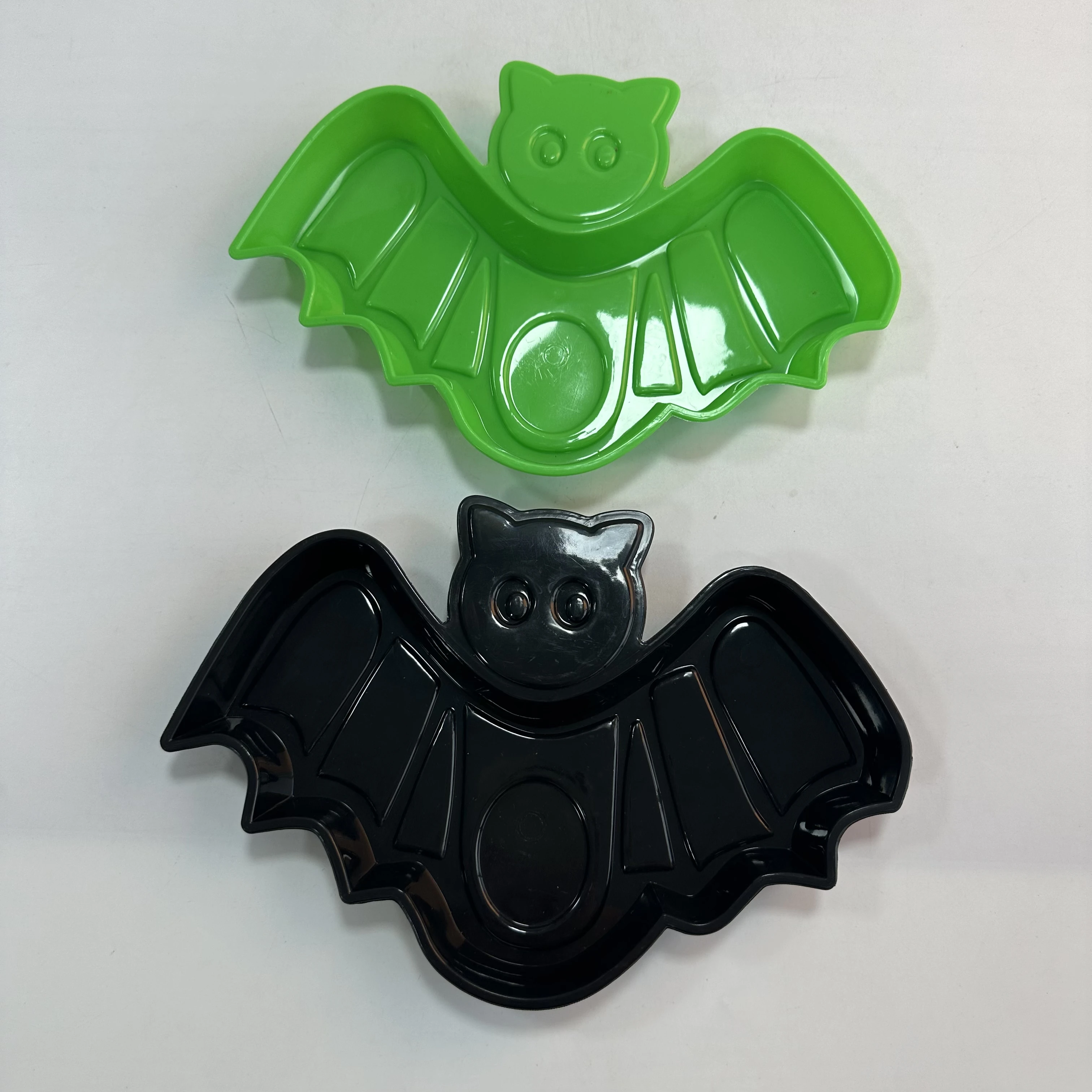 New Product Halloween Plate PP Plastic Candy Snack Fruit Plate Pumpkin Ghost Bat Party Decorations