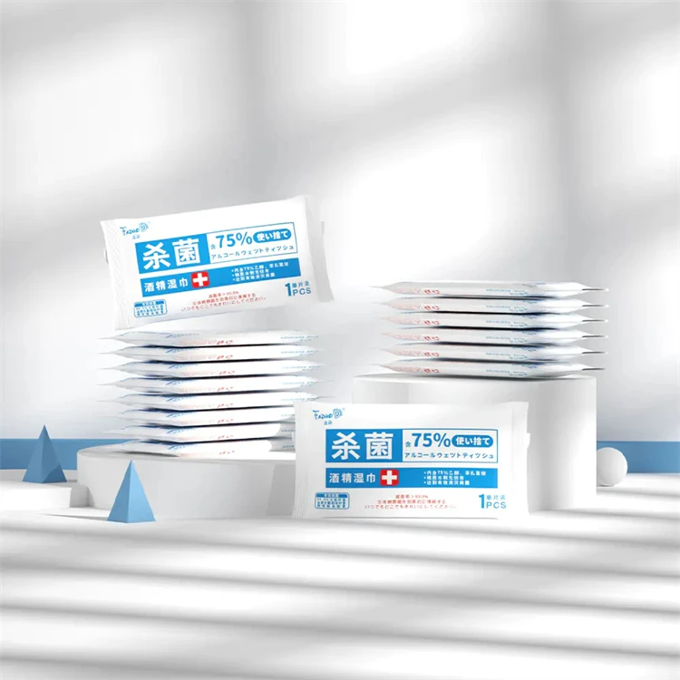 wholesales cheap price sanitary wet wipes custom logo 75% alcohols wet wipes