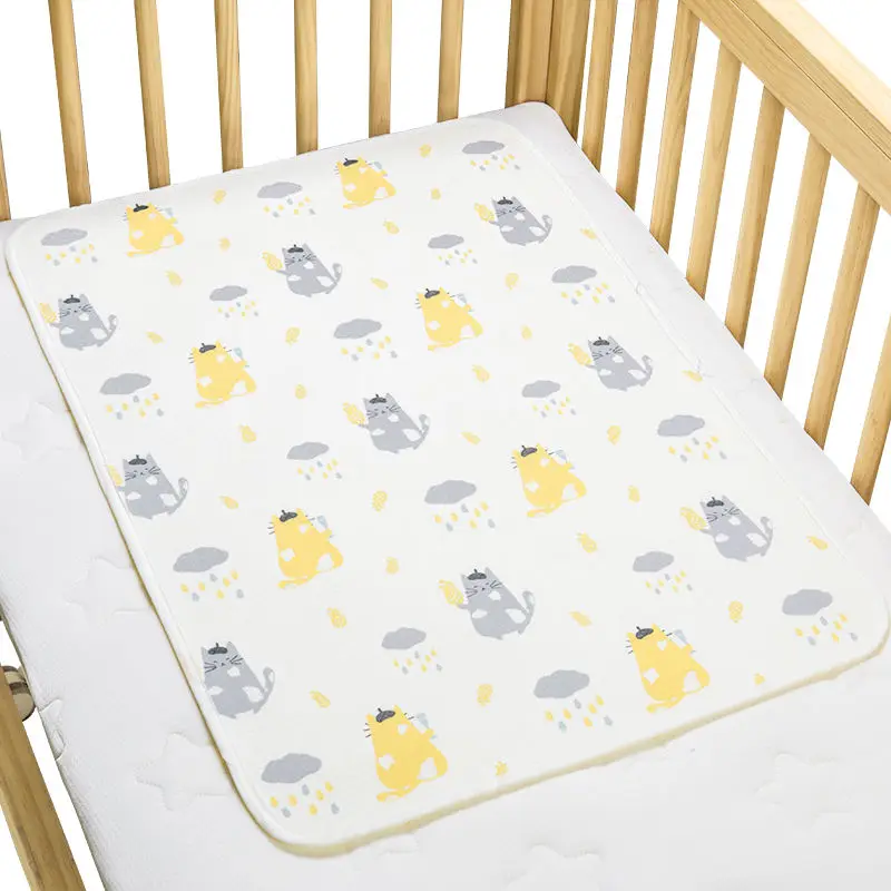 Muslin Tree Breathable And Soft Baby Changing Waterproof Folding Baby Diaper Changing Mat Pad