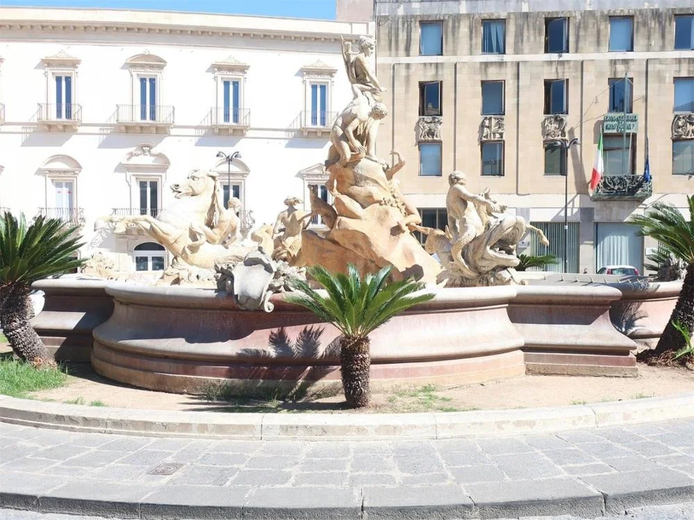 Customized Service lions and Lion Head Bowls Stone Fountain For Sale