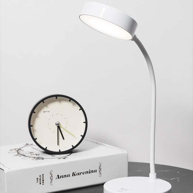 2020 New Eye Protection Multifunctional Rechargeable USB Study Lamp for Office Bedroom
