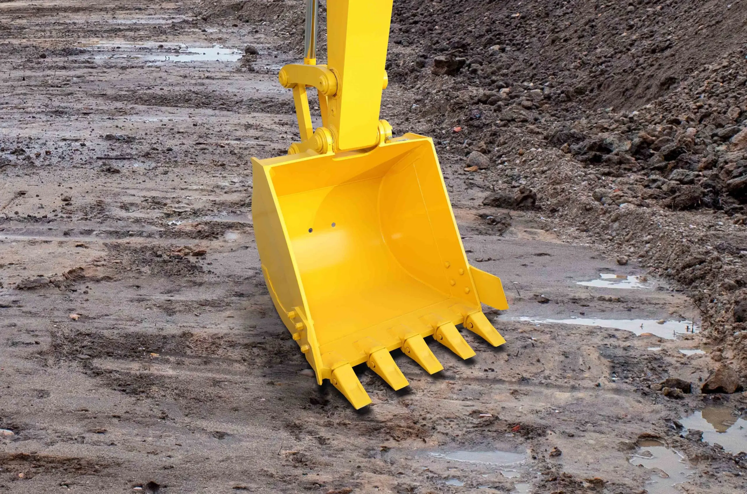 KUBOTA EXCAVATOR ALTERNATIVE KOMATSU PC130-7 PROVIDES MORE POWER WITH 66 KW RATED POWER