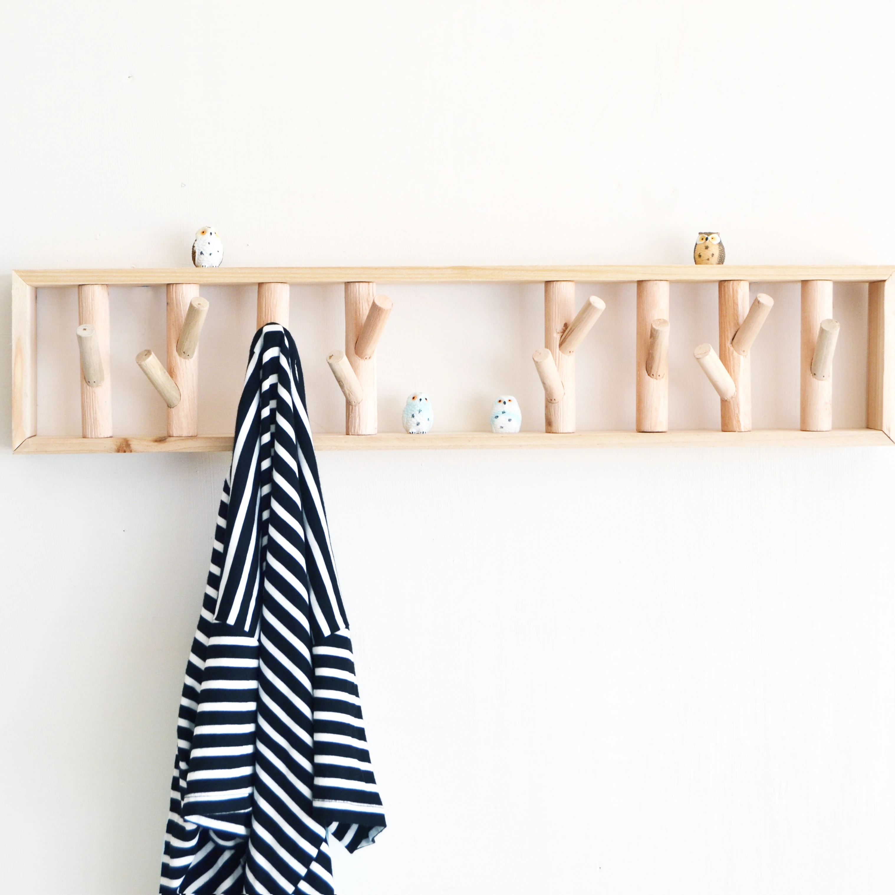 Wholesale Hook Clothes Hanging Rustic Coat Rack Wooden Wall Mounting Hook For Clothes