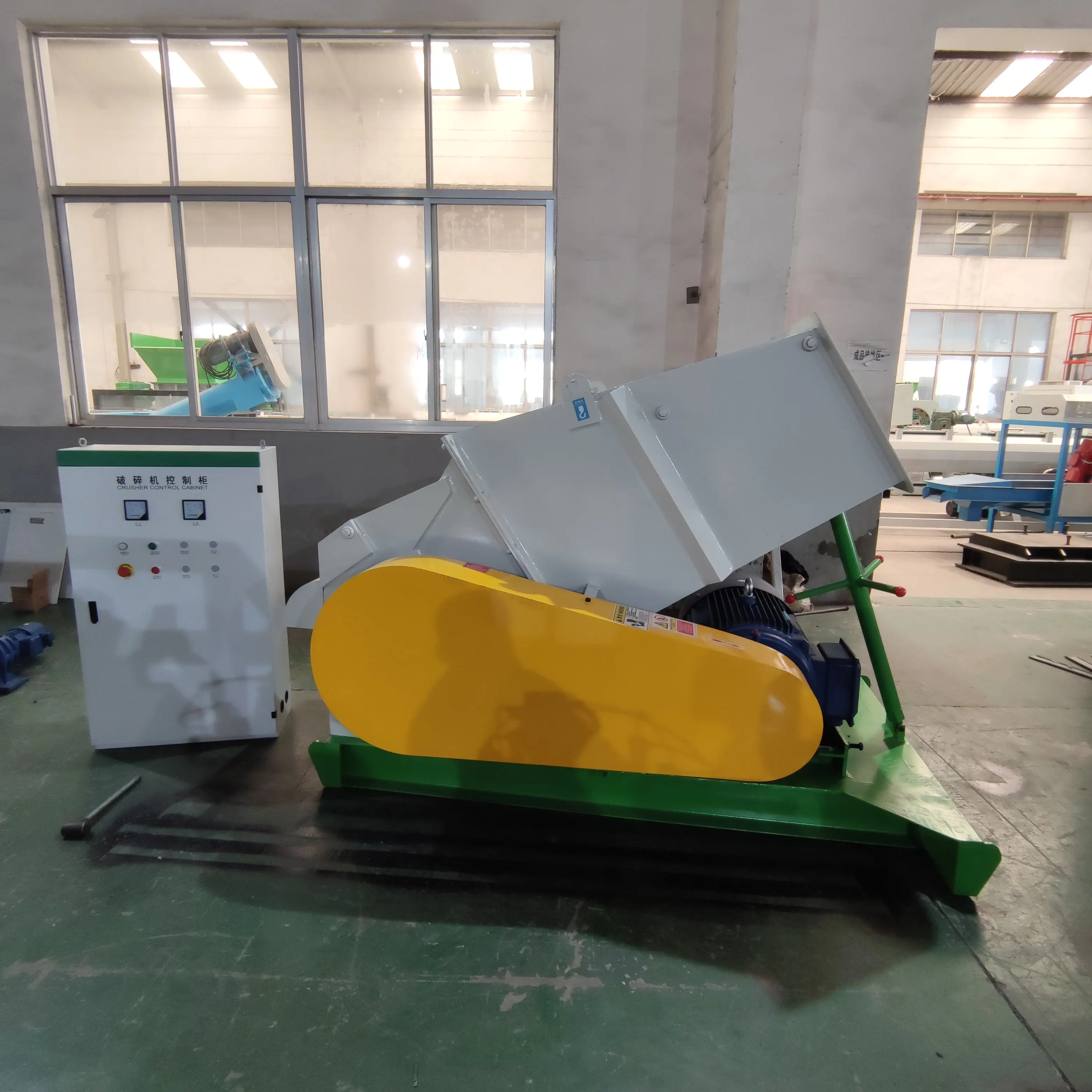 Cheap Price Automatic New Technology Recycling PE PP PVC PET Bottle Waste Plastic Crusher