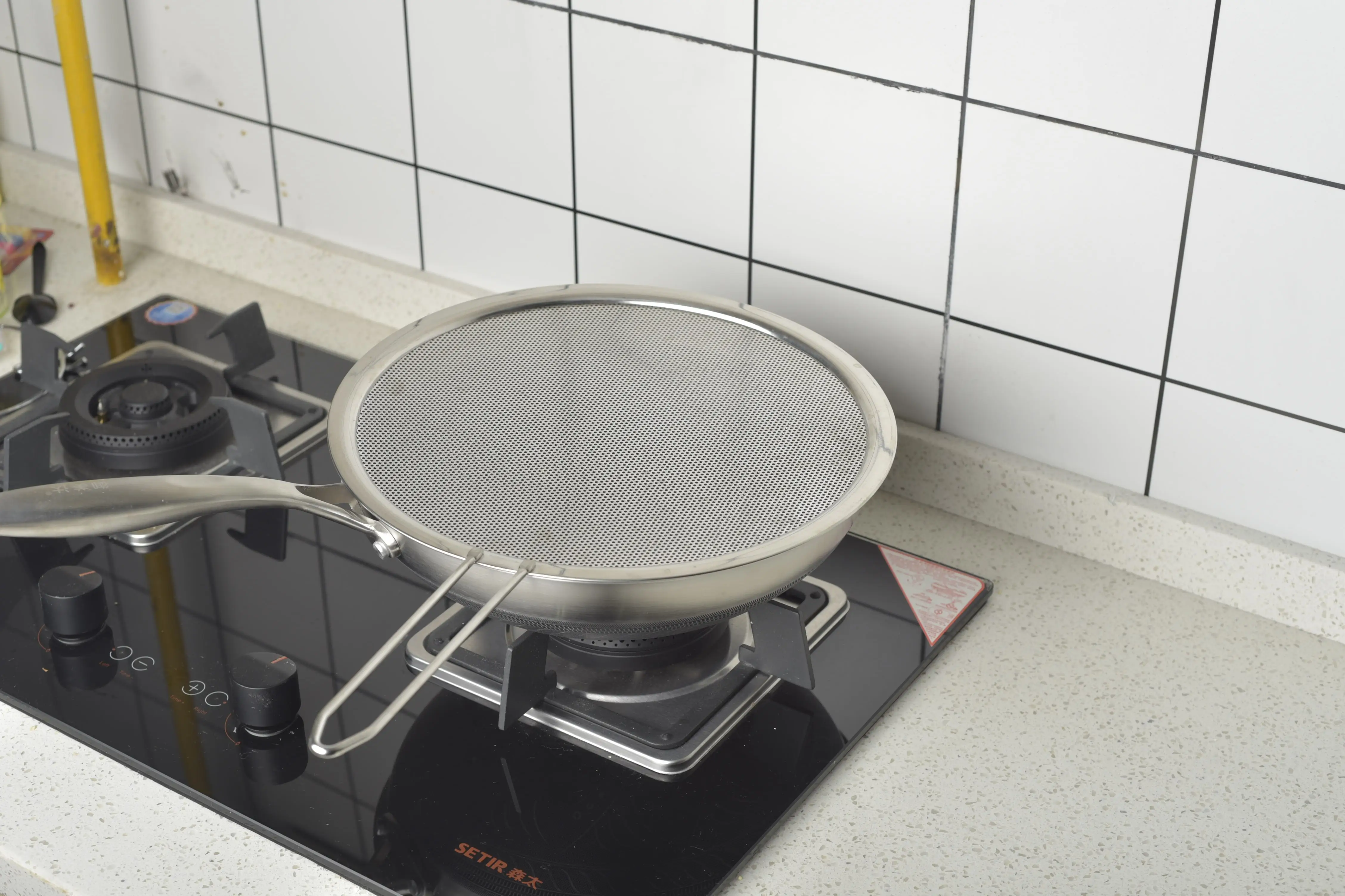 
304 High Quality Stainless Steel Grease Splatter Screen for pan grease cover strainer 