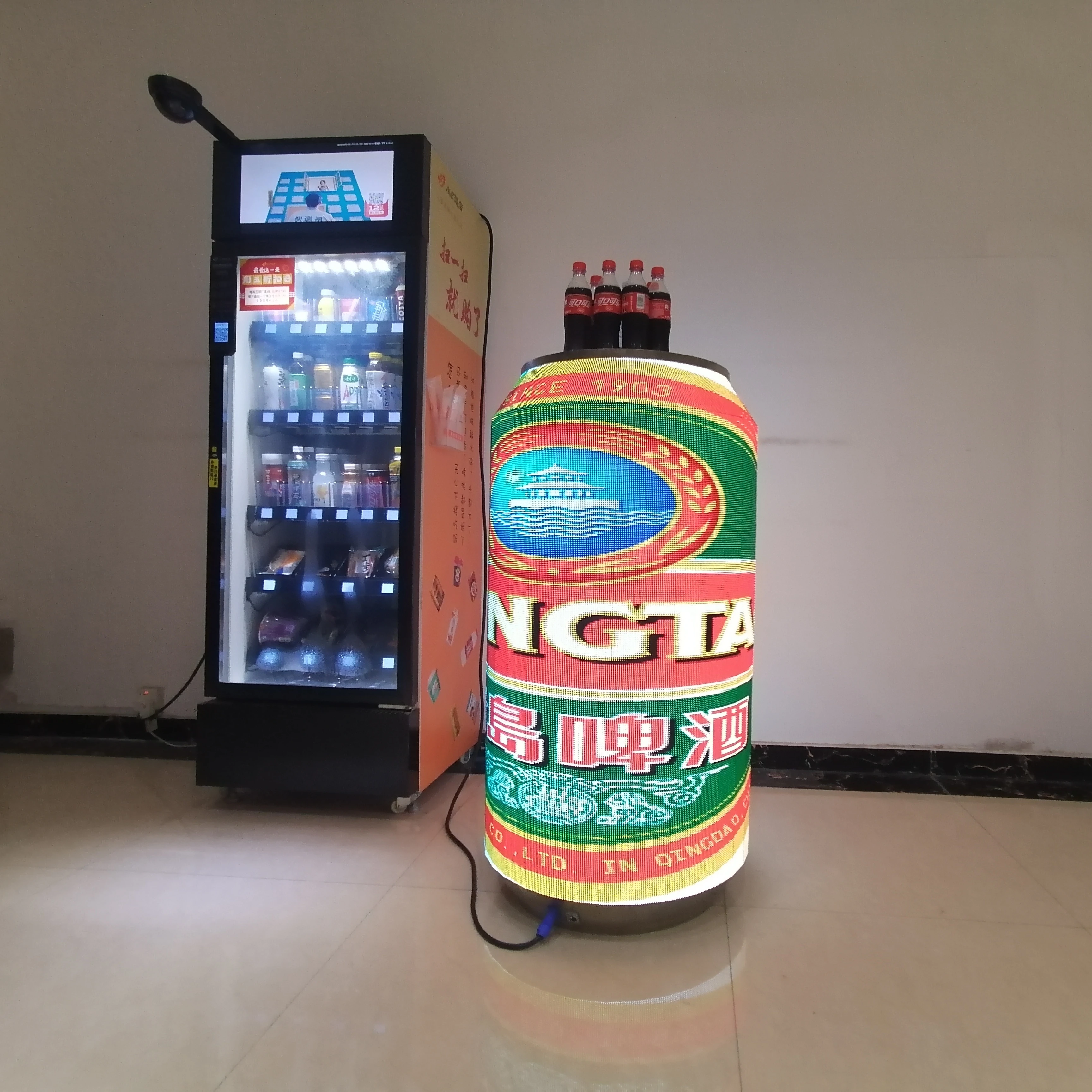 P4 Indoor Can Shaped LED Screen Customized Special Shape Video Advertising Pepsi P4 indoor Beer Bottle Displays
