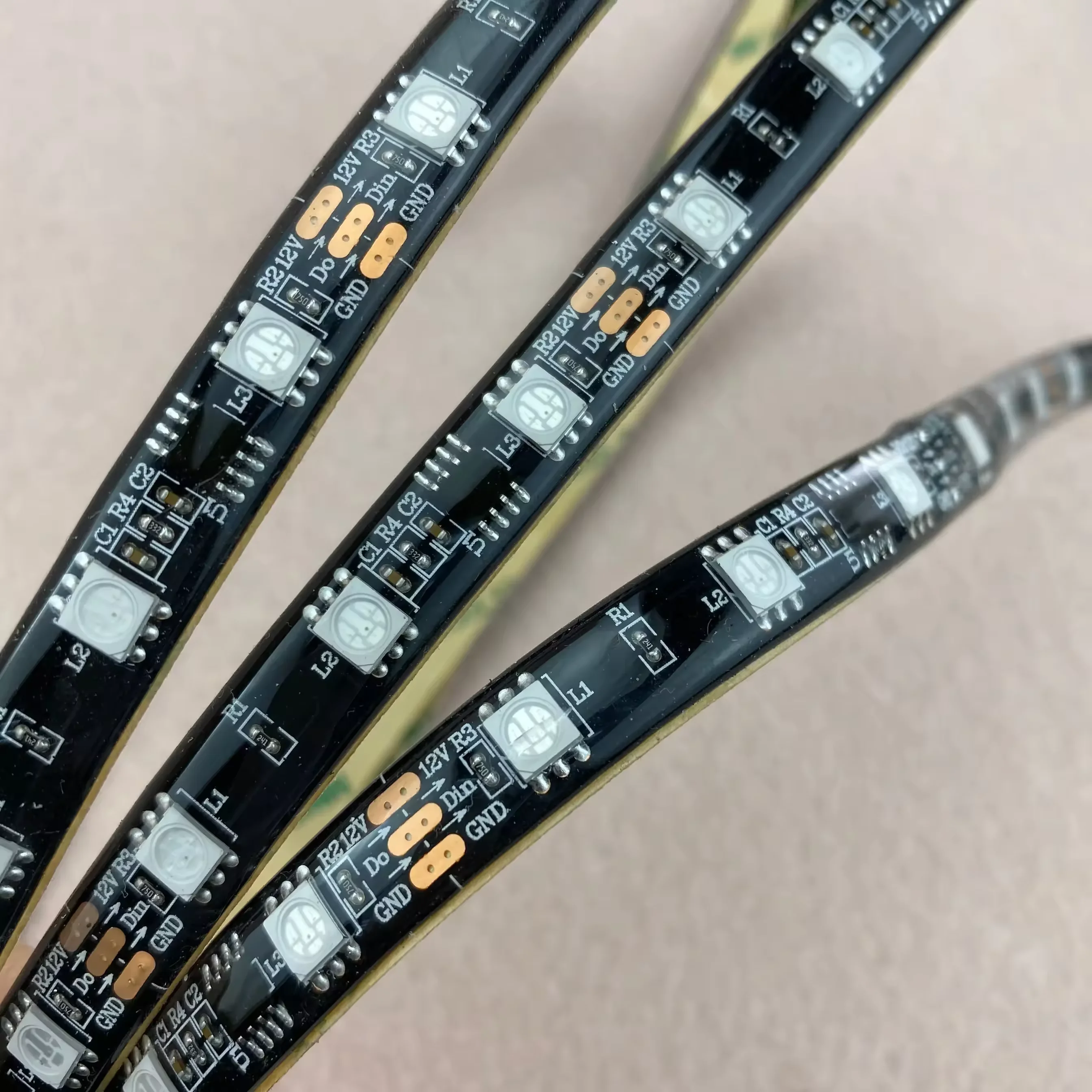 Глайт Адресуемая DC12V WS2811 RGB Светодиодная лента Черная PCB IP65 водонепроницаемая 5050 60 светодиодов/м 14 Вт 2811 гибкая светодиодная