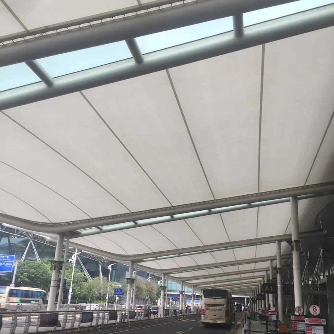 Architectural membrane structure for outdoor shading and rainproof covering the roof