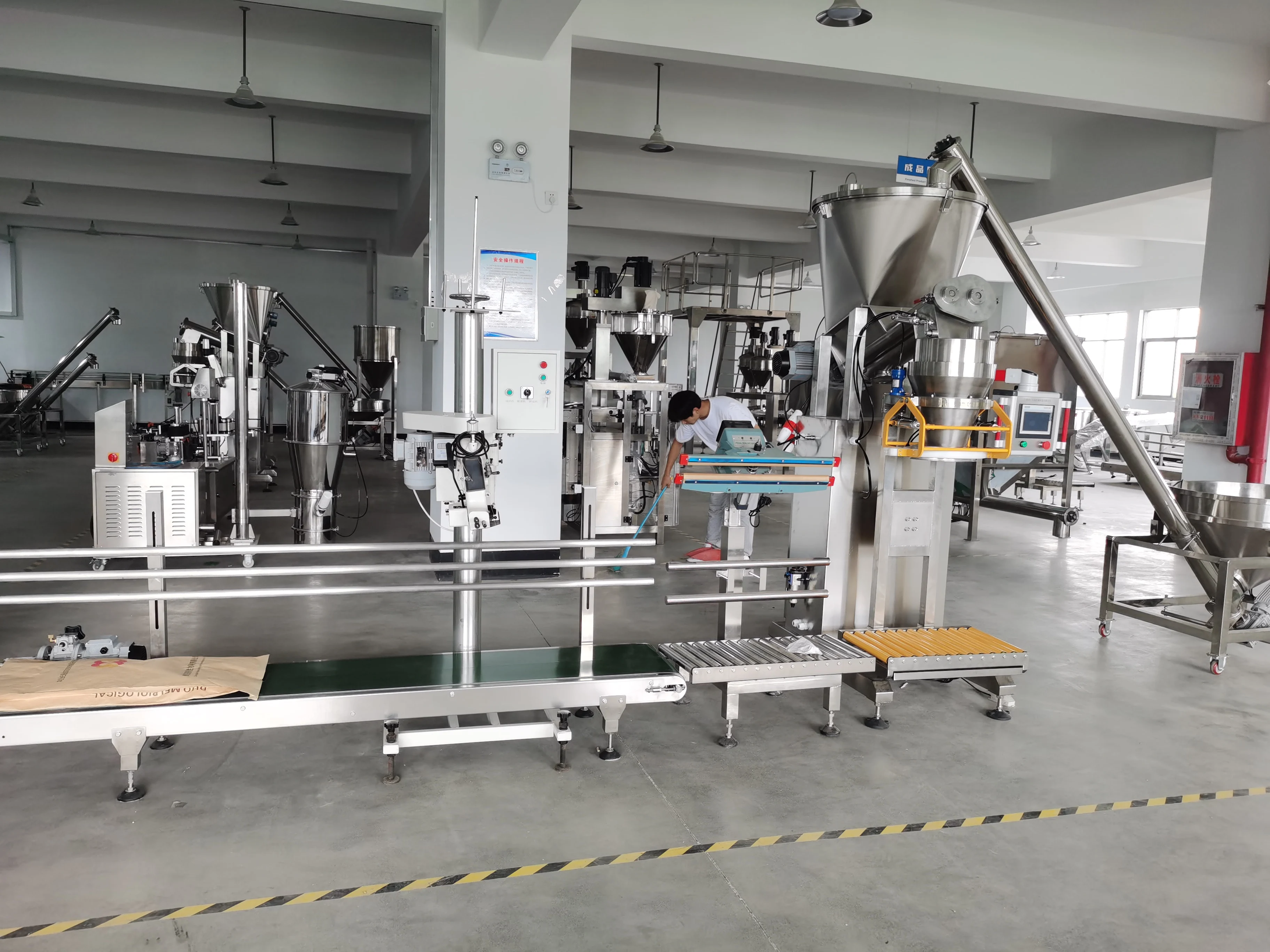 Factory Outlet High Accuracy 20kg to 50kg Multi function Bean Grain Nut Food Weighing Packing Machine